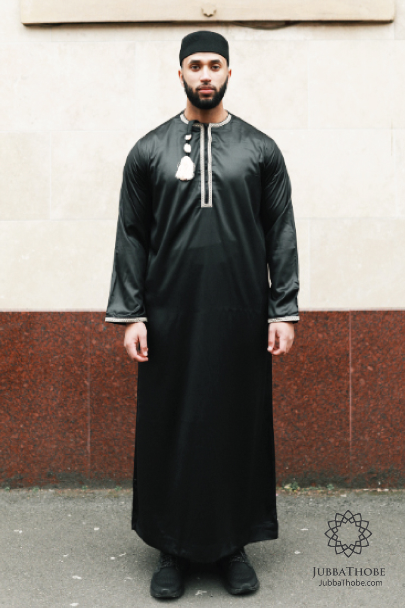 Black & Gold Habeel Thobe
