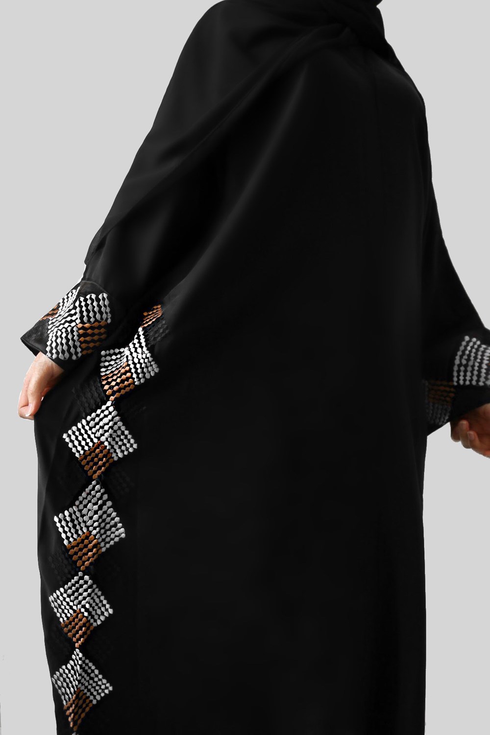 Diamond Embroidery Abayaaa